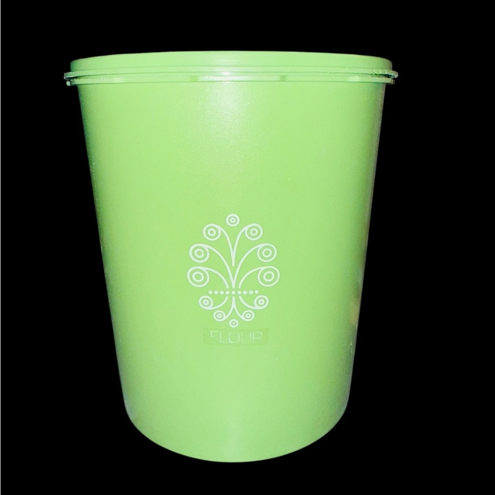 Vintage Tupperware Canister Apple Green with Lid -VERY GOOD CONDITION